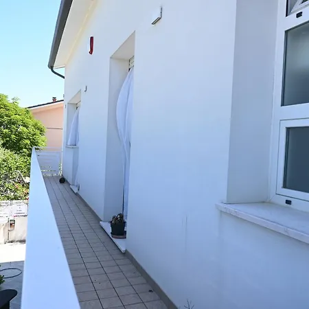 公寓 F014 - Fano, Nuovissimo Con Posto Auto Vicino Al Mare